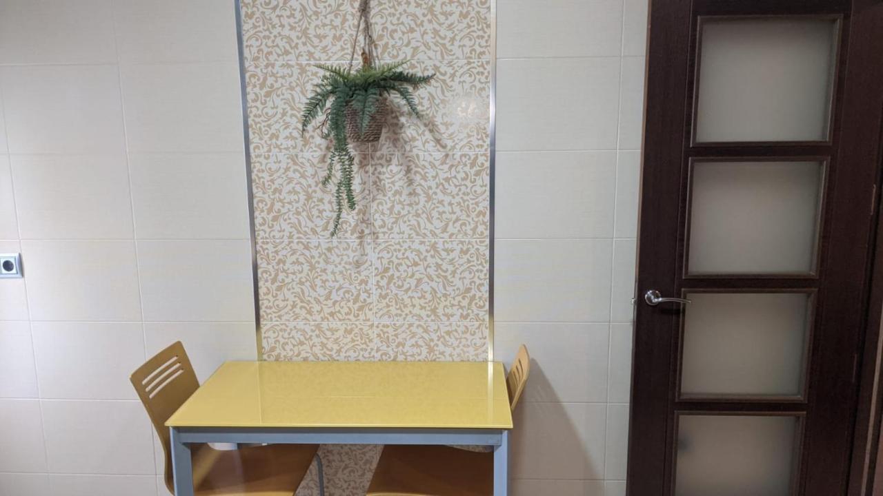 Piso Paseo De Las Murallas Baeza Eksteriør bilde
